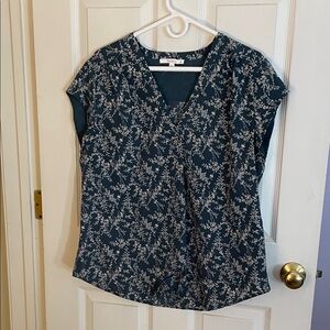 Floral Print V-Neck Top
